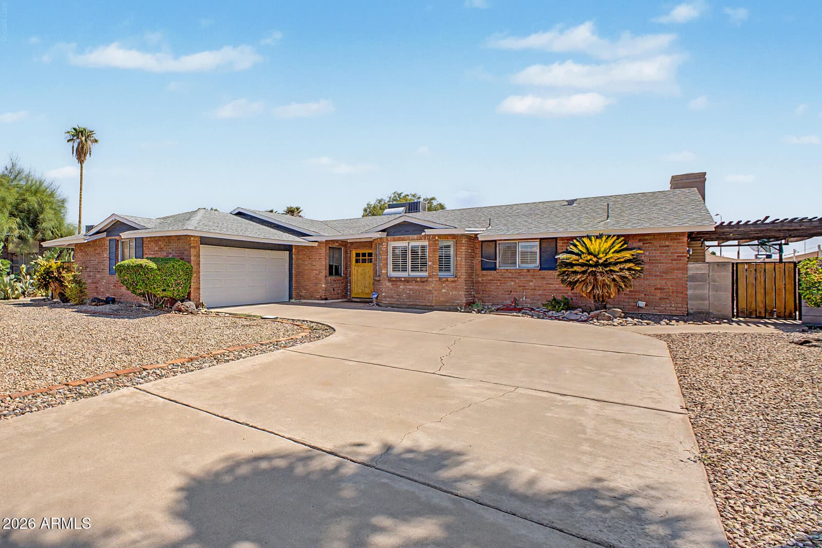 4315 W Griswold Road, Glendale, AZ 85302 — photo 3 of 33