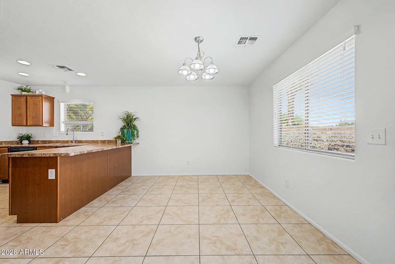 28981 N Coal Avenue, San Tan Valley, AZ 85143 — photo 5 of 31