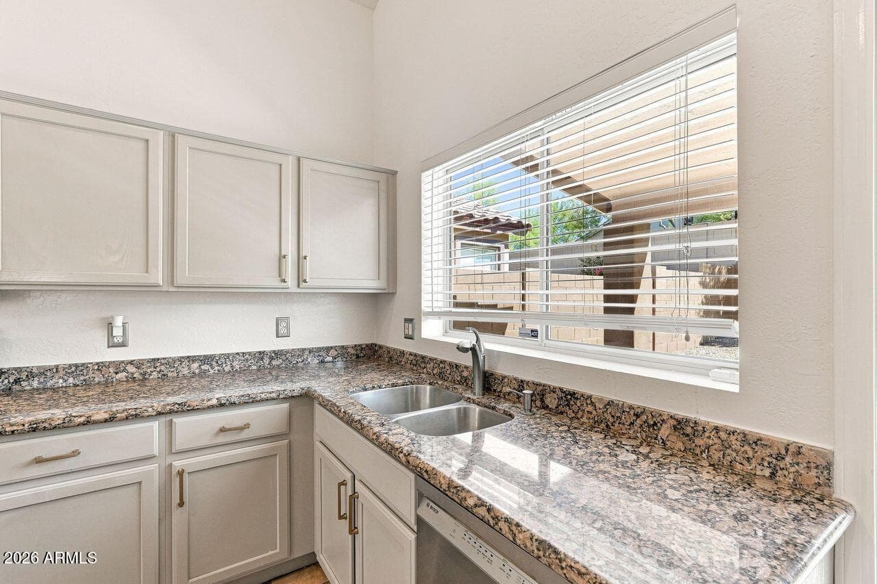 10475 E Karen Drive, Scottsdale, AZ 85255 — photo 29 of 58