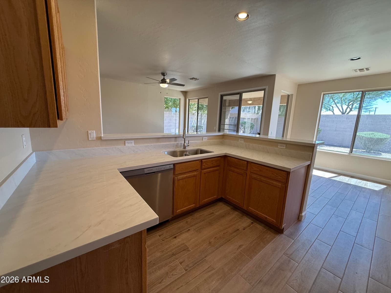 6223 W Wikieup Lane, Glendale, AZ 85308 — photo 6 of 22
