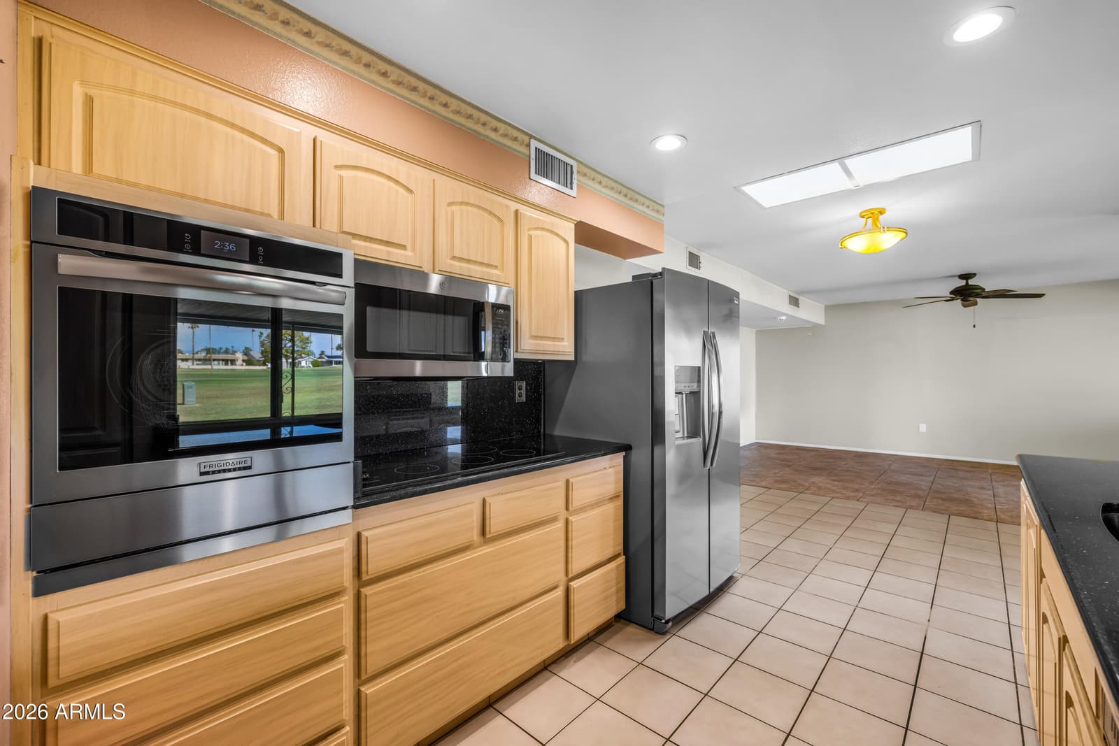 11120 W Cameo Drive, Sun City, AZ 85351 — photo 14 of 41
