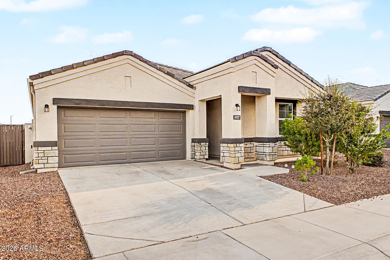 18927 W Woodlands Avenue, Buckeye, AZ 85326 — photo 4 of 34
