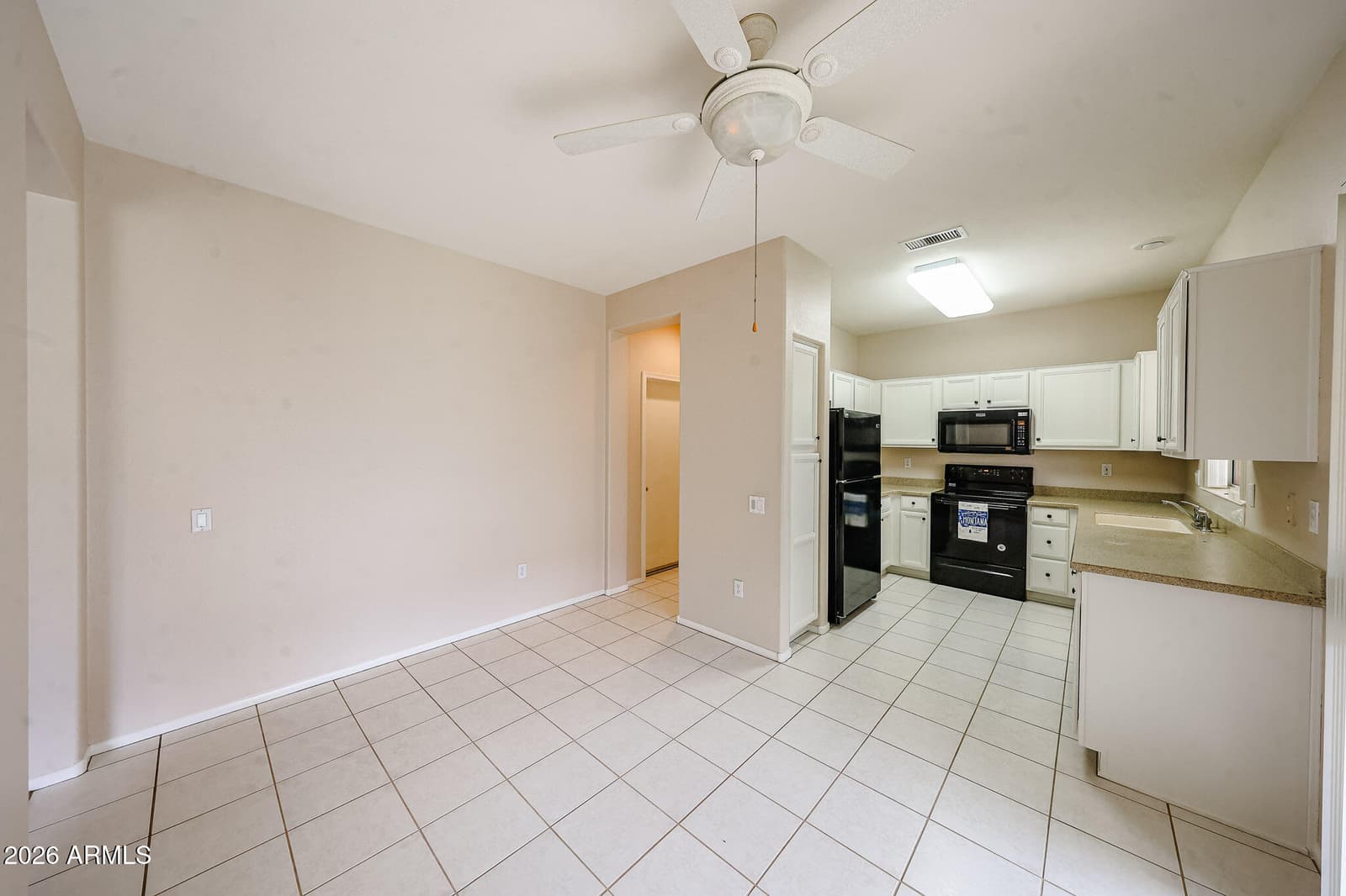 13665 W Antelope Drive, Sun City West, AZ 85375 — photo 5 of 32