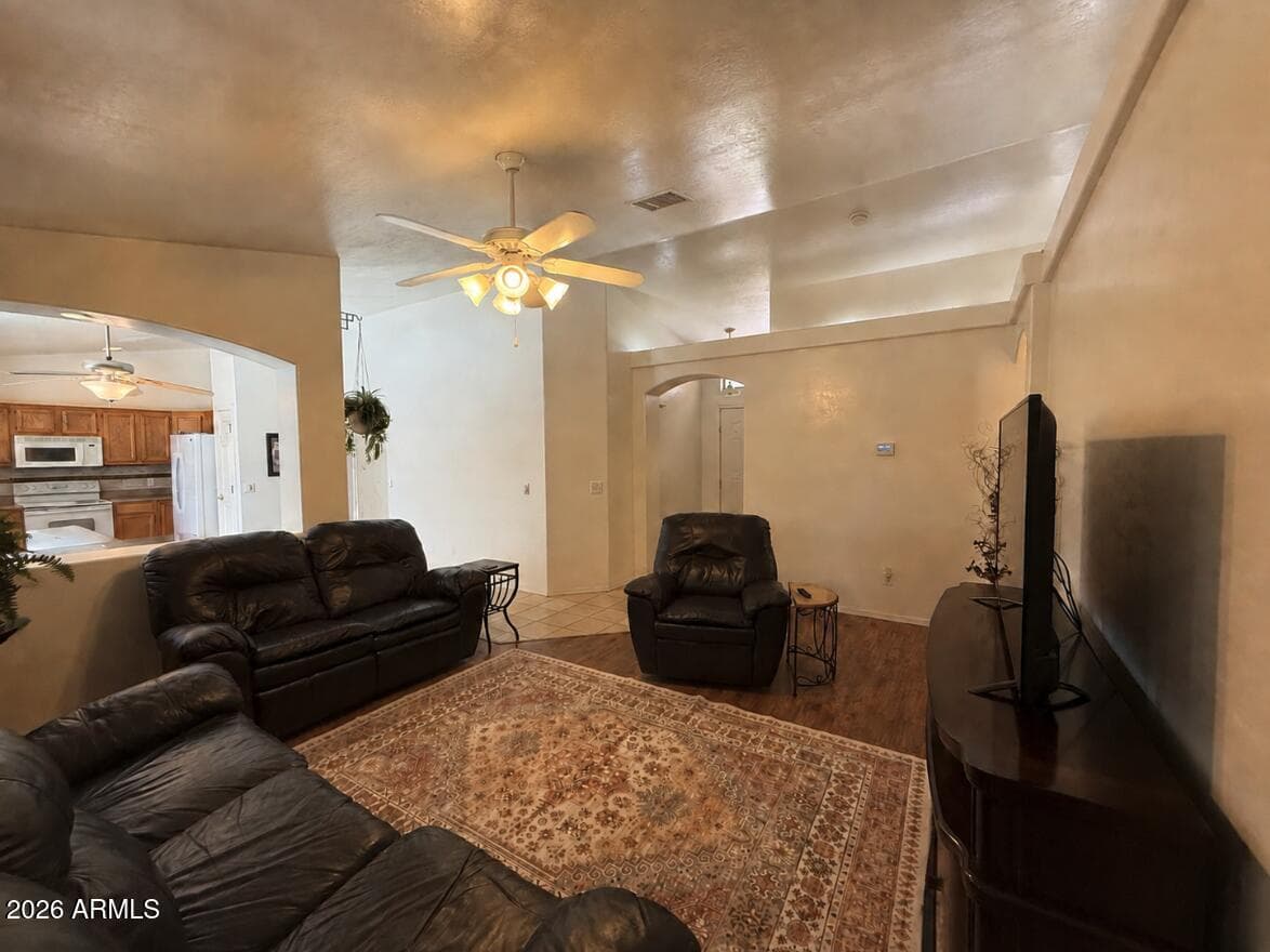 11213 W Hobbit Drive, Arizona City, AZ 85123 — photo 4 of 20