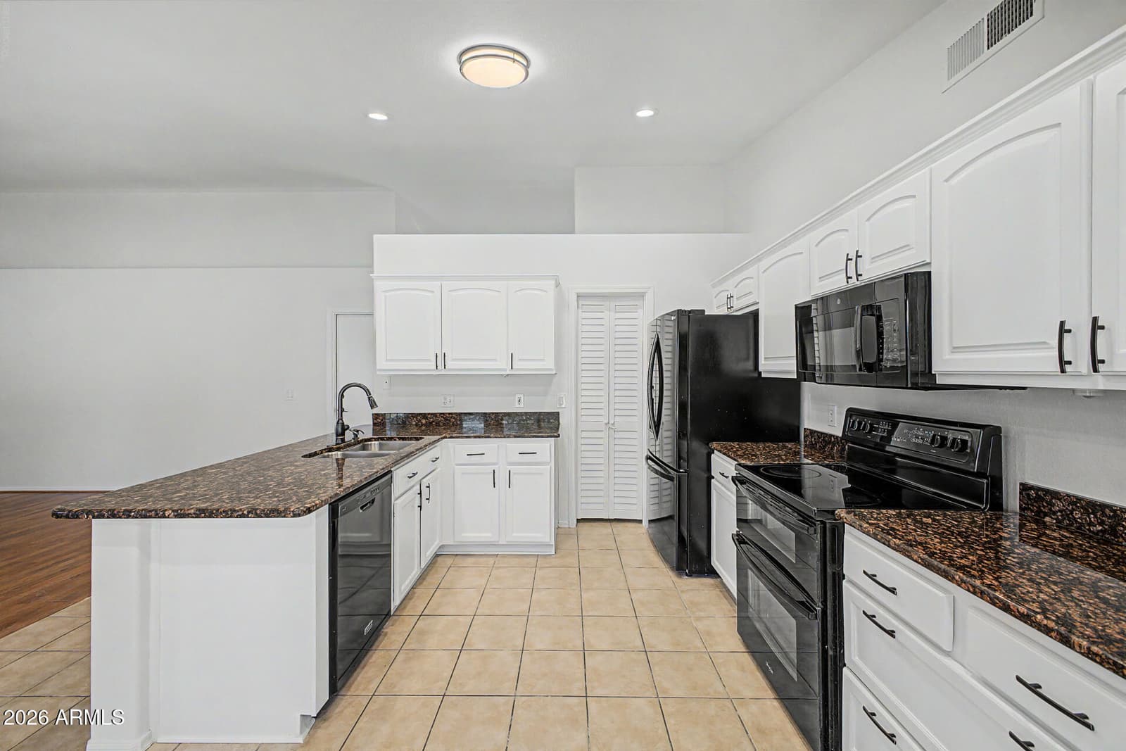 825 N 94th Place, Mesa, AZ 85207 — photo 5 of 19