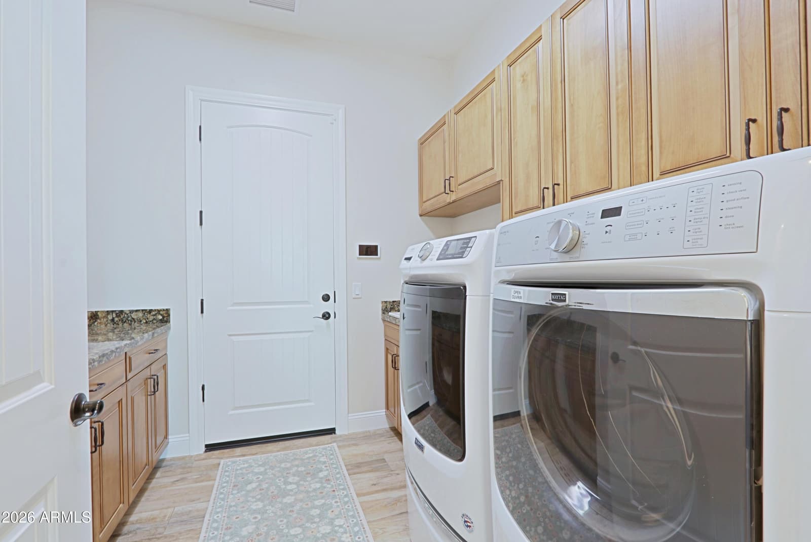 2827 W Here To There Drive, Phoenix, AZ 85086 — photo 8 of 101