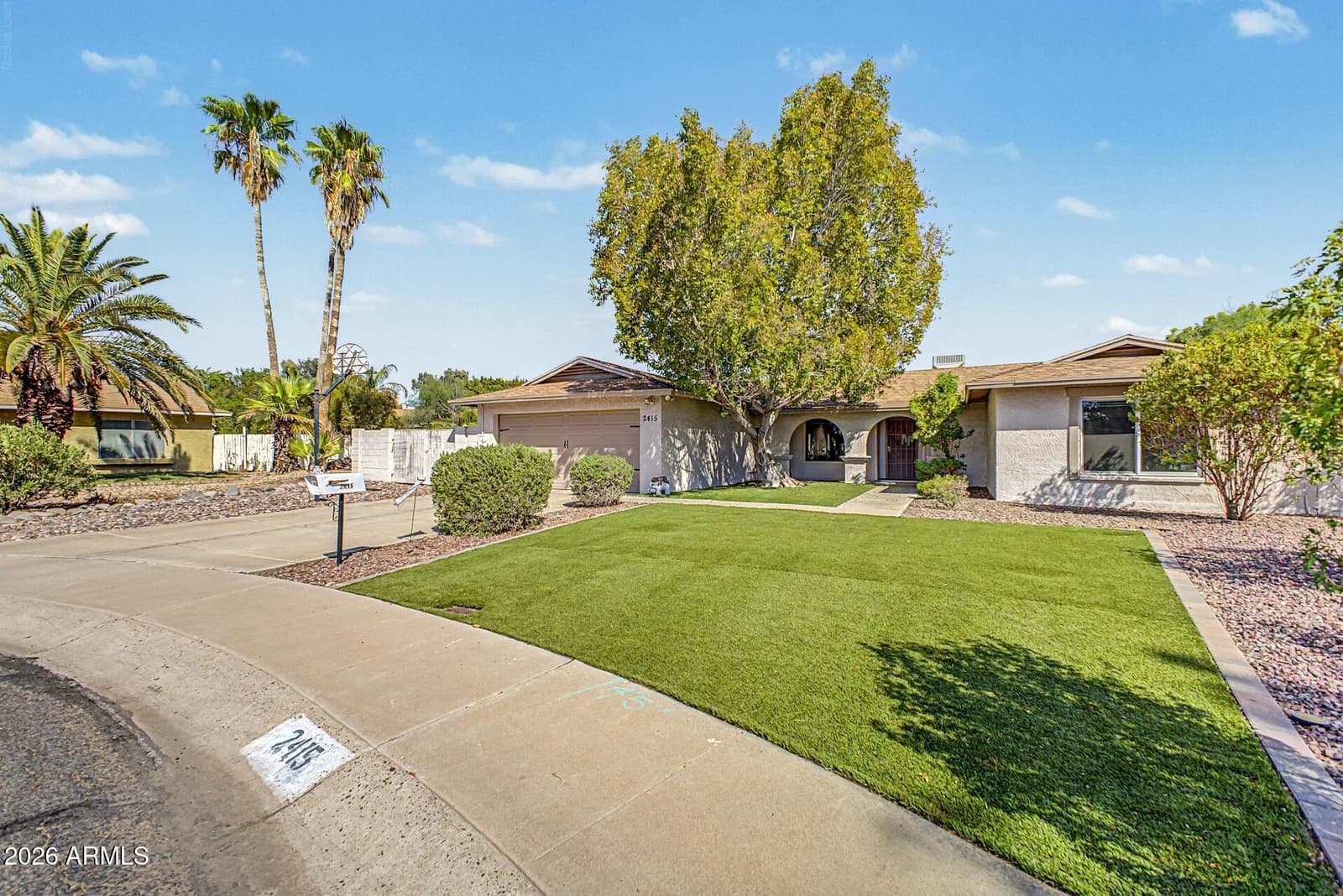 2415 W Dailey Street, Phoenix, AZ 85023 — photo 5 of 37