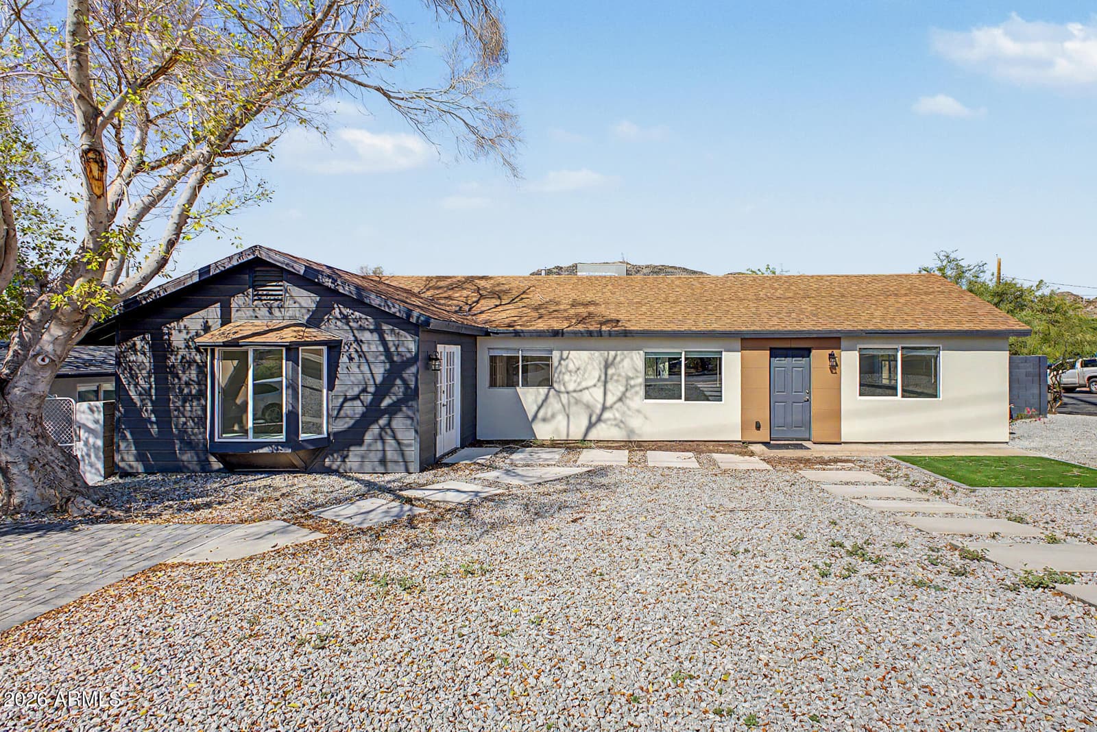 10846 N 12th Street, Phoenix, AZ 85020 — photo 2 of 42