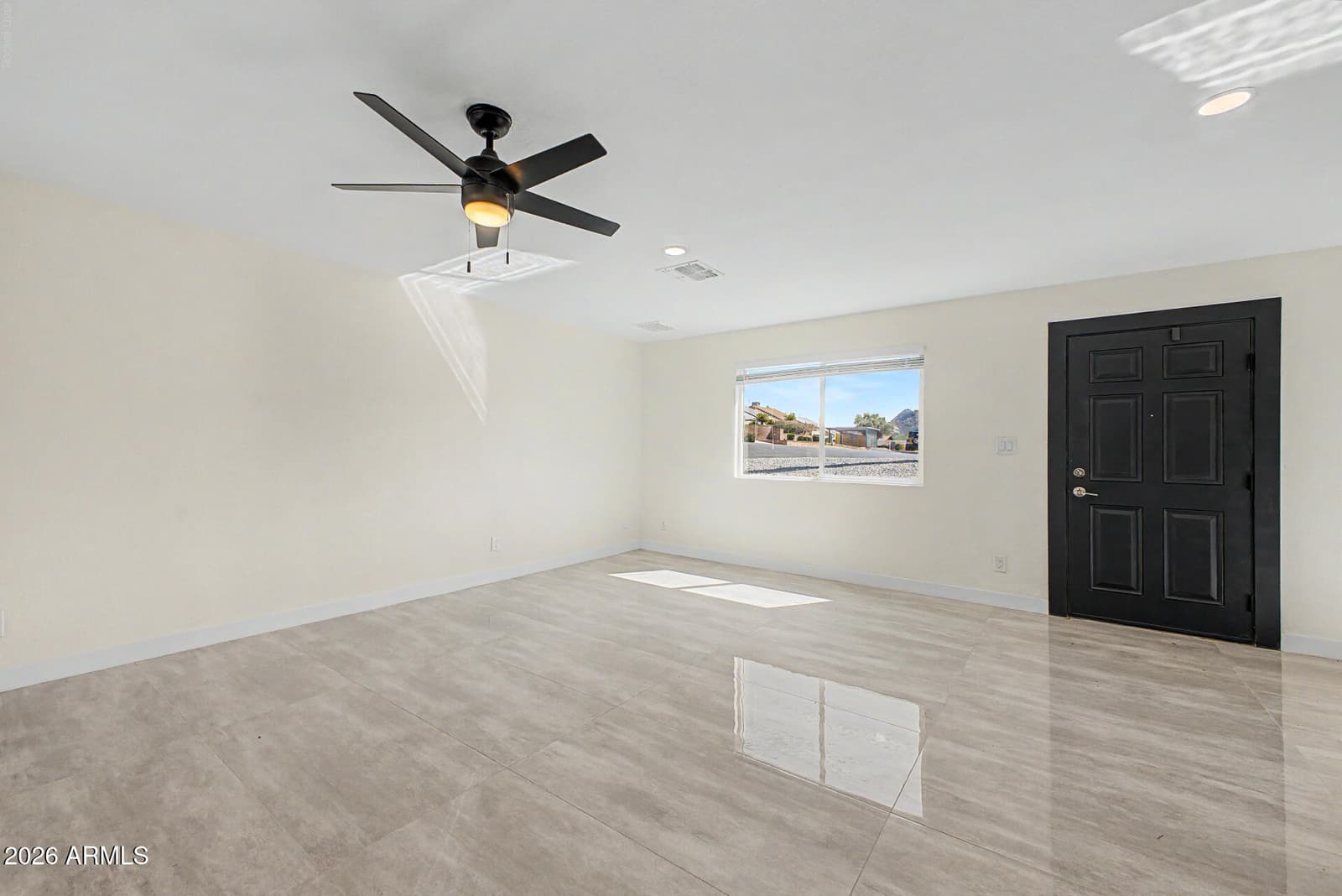 10846 N 12th Street, Phoenix, AZ 85020 — photo 5 of 42