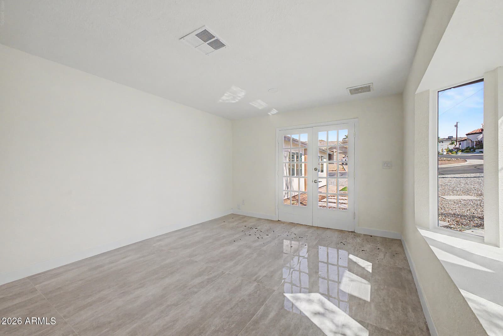10846 N 12th Street, Phoenix, AZ 85020 — photo 8 of 42