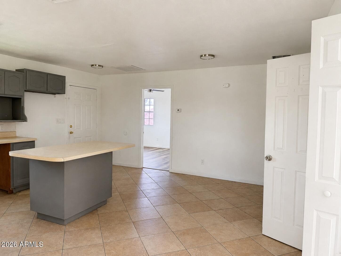 1940 E 13th Street, Douglas, AZ 85607 — photo 4 of 20