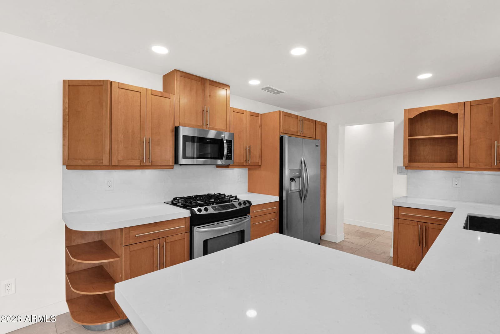 6745 N 12th Way, Phoenix, AZ 85014 — photo 10 of 44