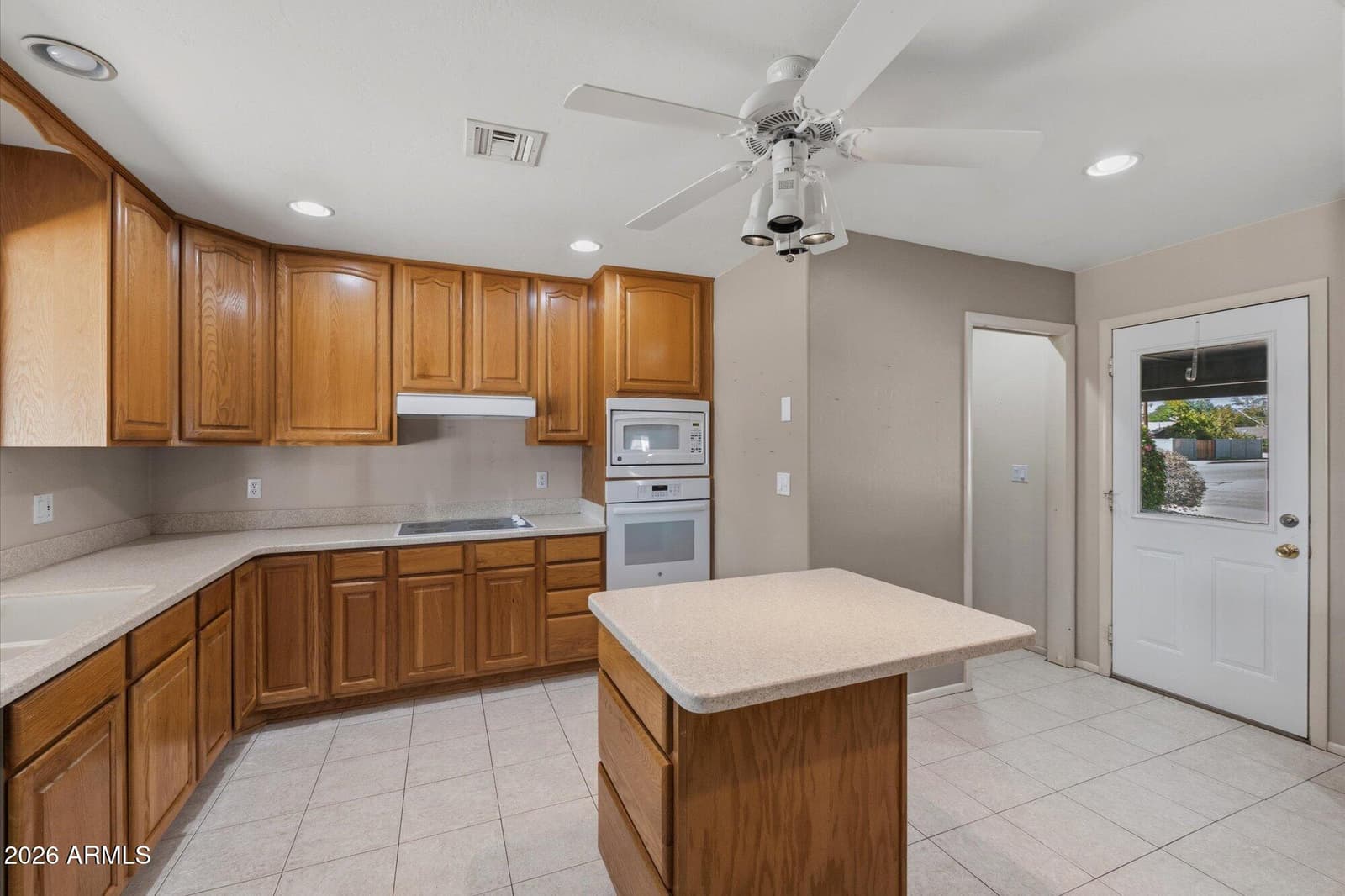 8403 E Indianola Avenue, Scottsdale, AZ 85251 — photo 10 of 36