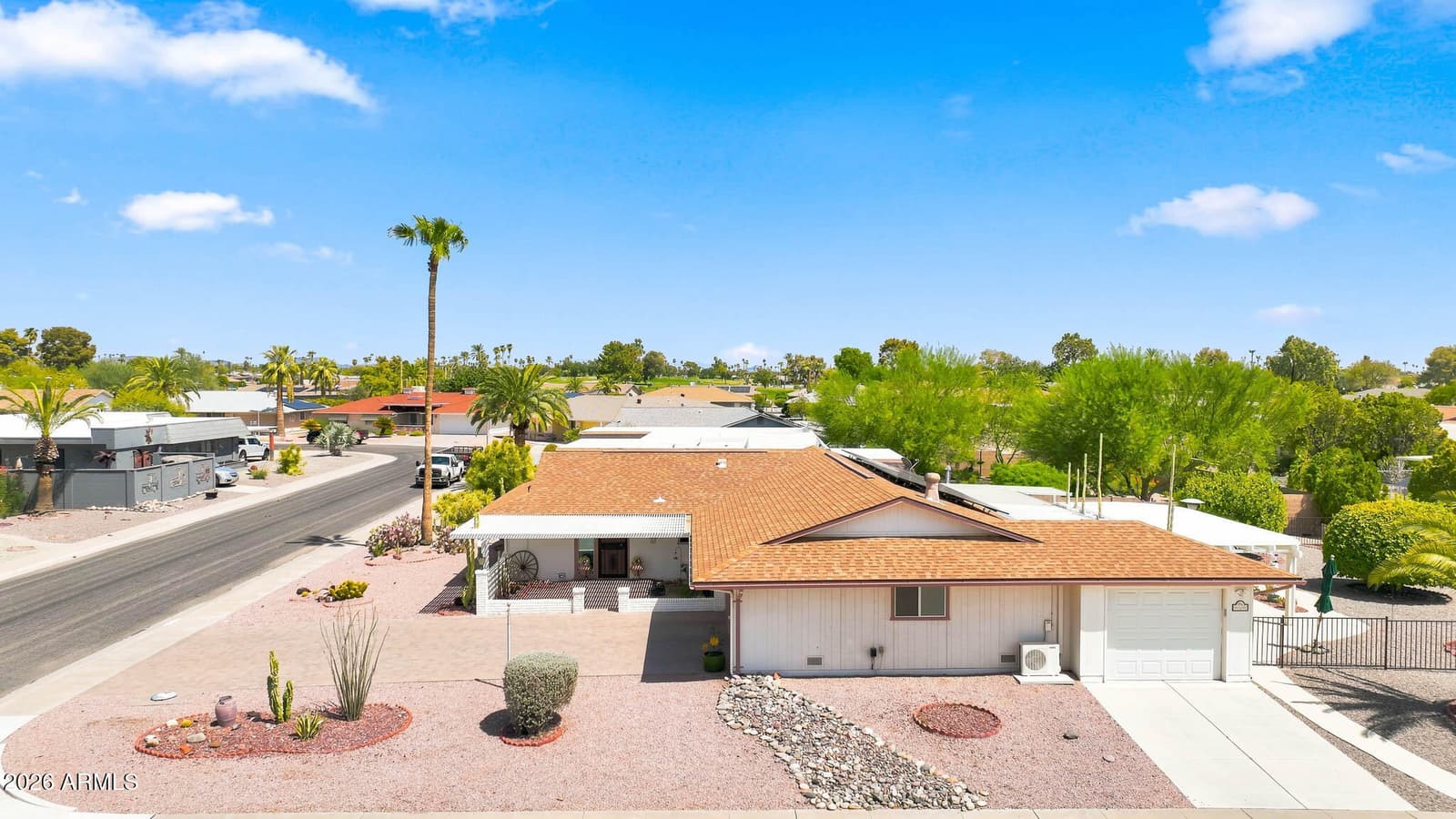 11053 W Pine Hollow Drive, Sun City, AZ 85351 — photo 7 of 63