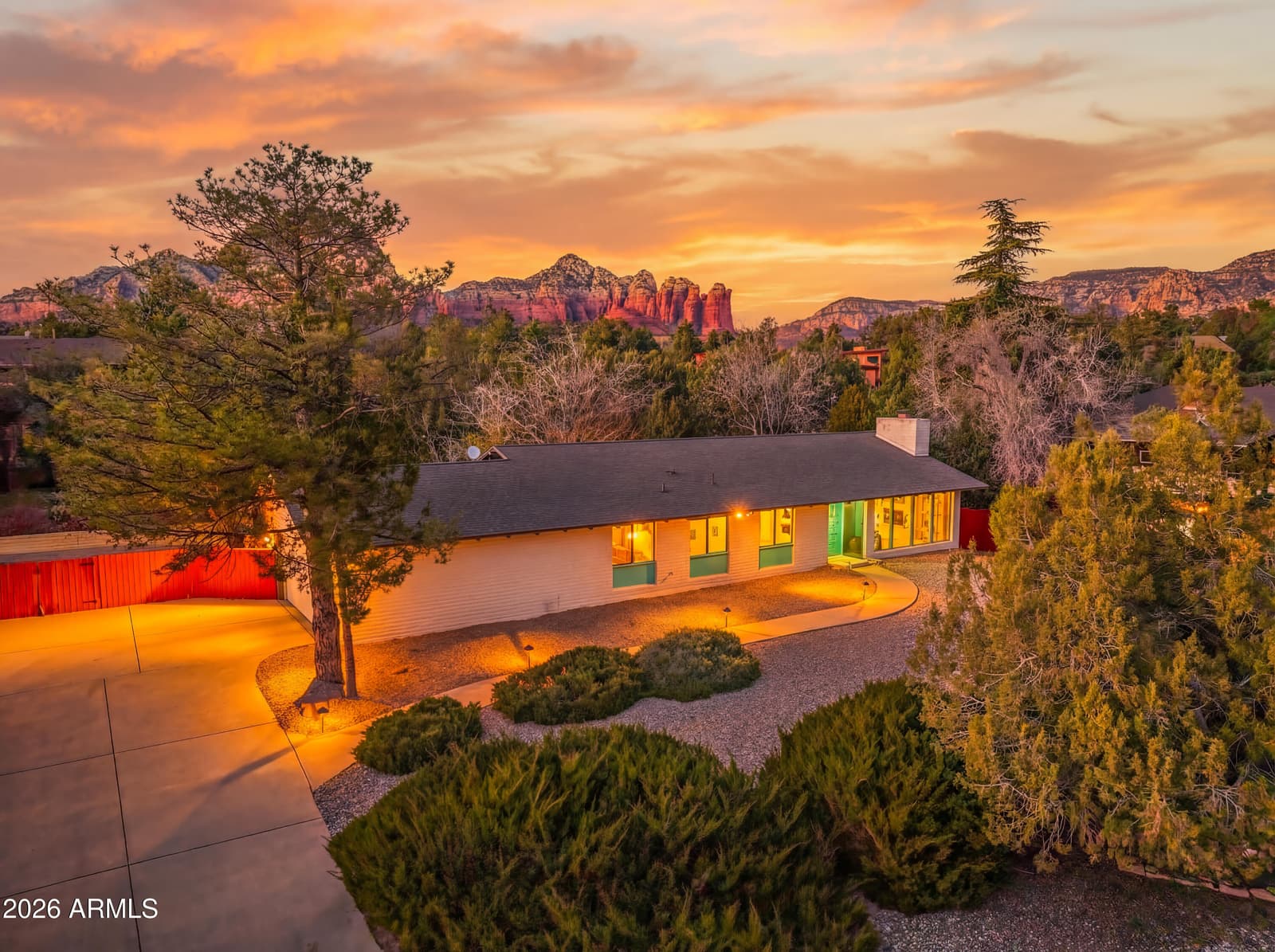315 Northview Road, Sedona, AZ 86336 — photo 1 of 38