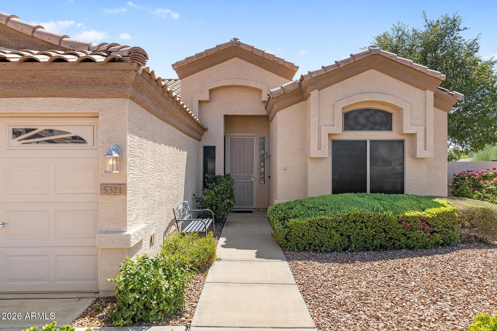 5321 W Angela Drive, Glendale, AZ 85308 — photo 6 of 39
