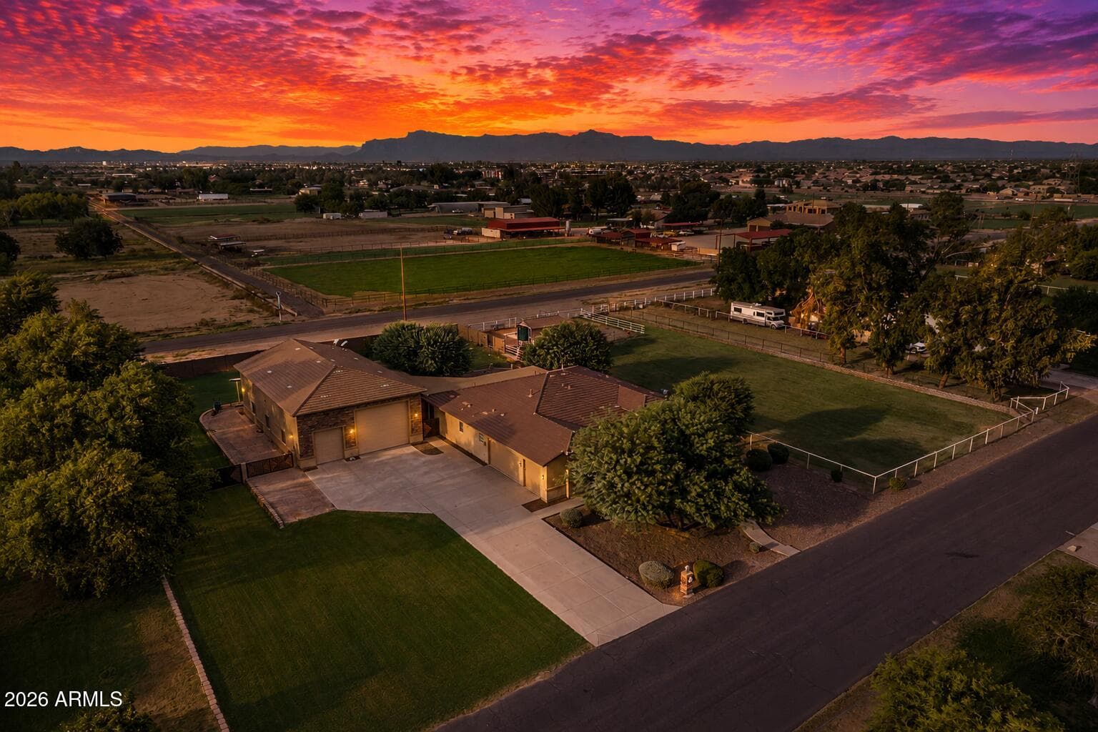 494 W Via De Palmas, San Tan Valley, AZ 85140 — photo 2 of 47