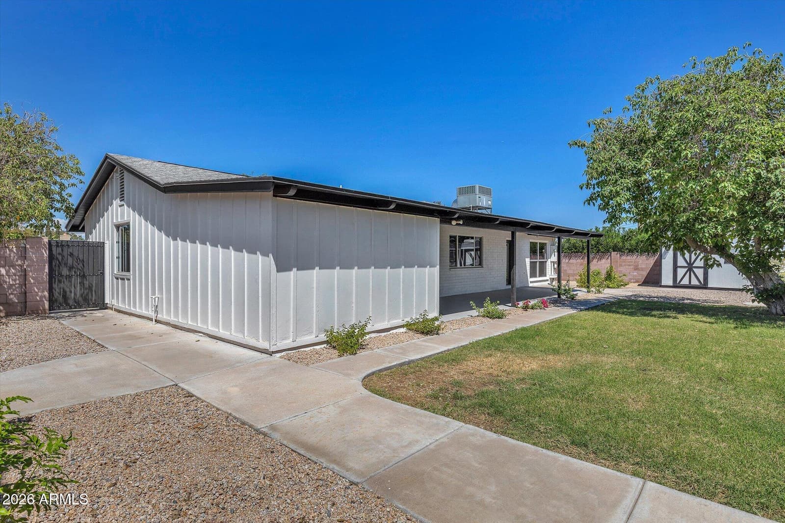 3001 E Cholla Street, Phoenix, AZ 85028 — photo 27 of 34
