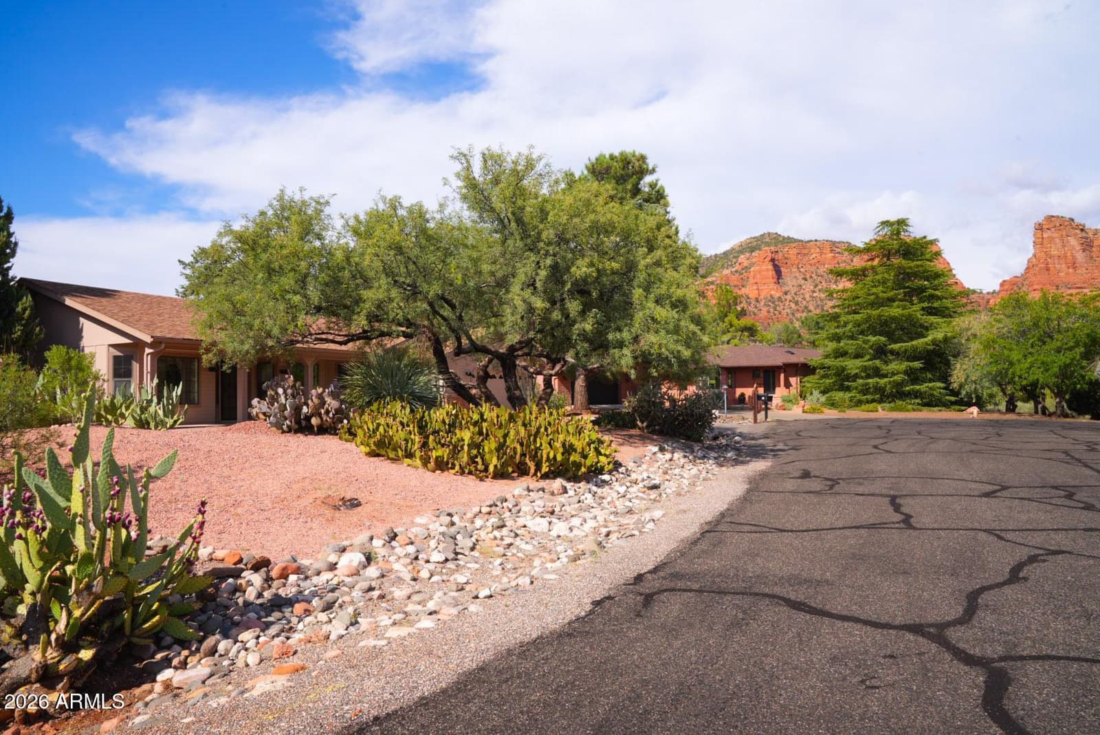 15 Chino Trail, Sedona, AZ 86351 — photo 5 of 46