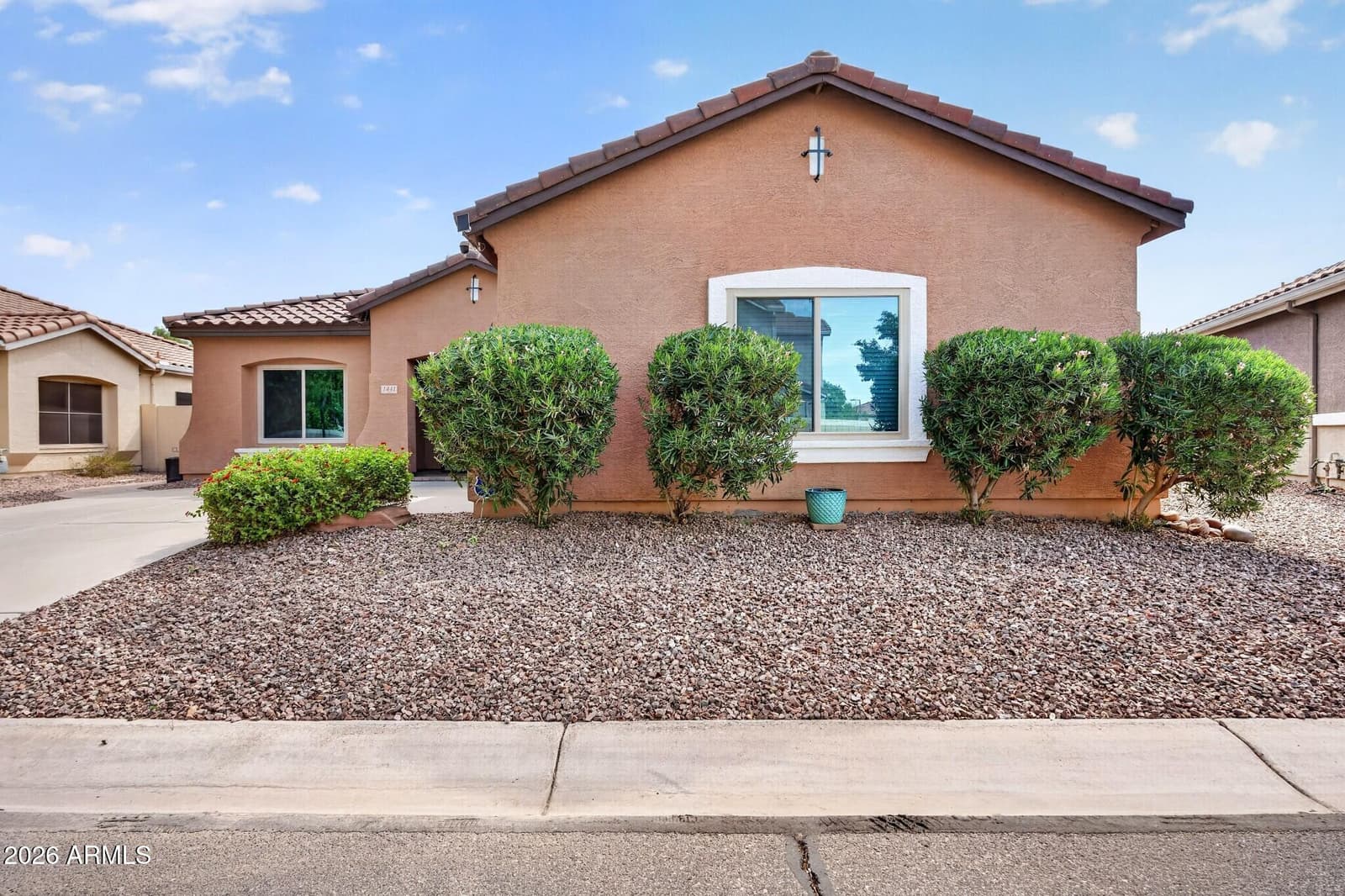 1441 S Cole Drive, Gilbert, AZ 85296 — photo 2 of 33