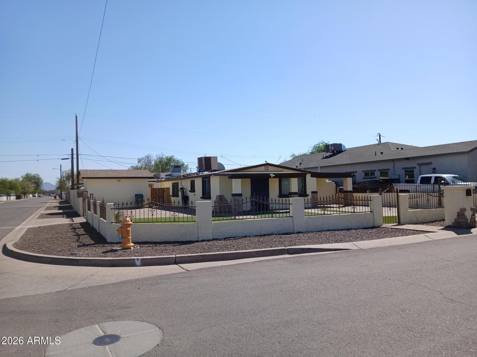 3401 W Cypress Street, Phoenix, AZ 85009 — photo 5 of 71