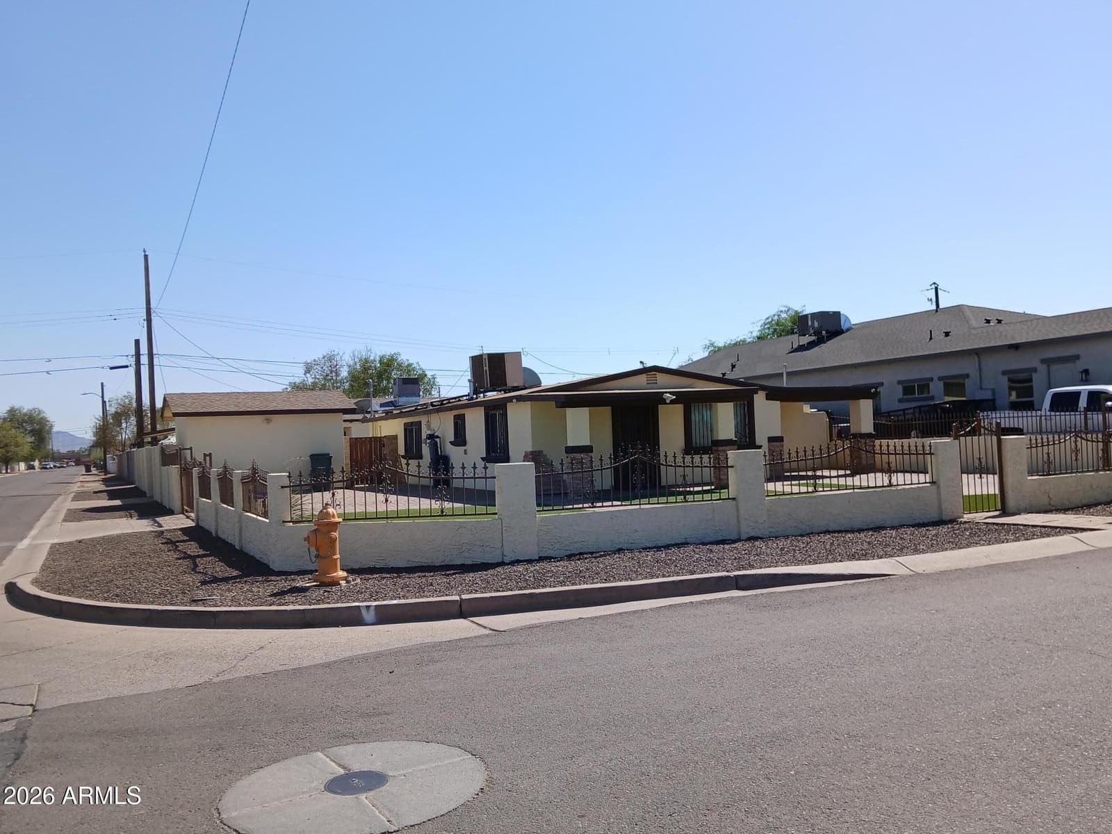 3401 W Cypress Street, Phoenix, AZ 85009 — photo 11 of 71