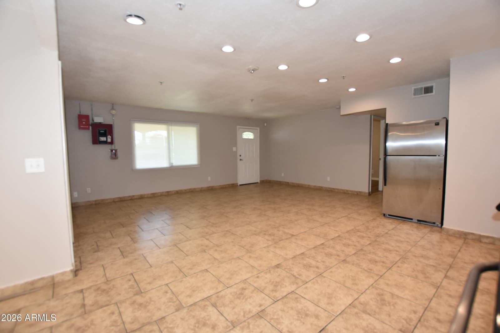 6301 W Earll Drive, Phoenix, AZ 85033 — photo 12 of 24