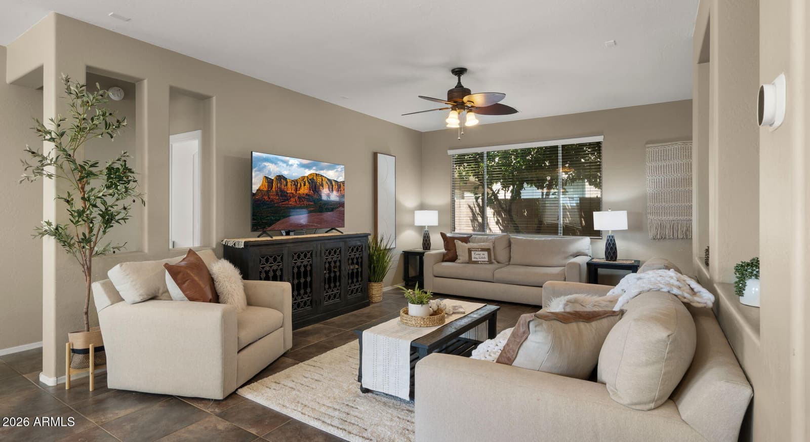 6602 S Cartier Drive, Gilbert, AZ 85298 — photo 1 of 40