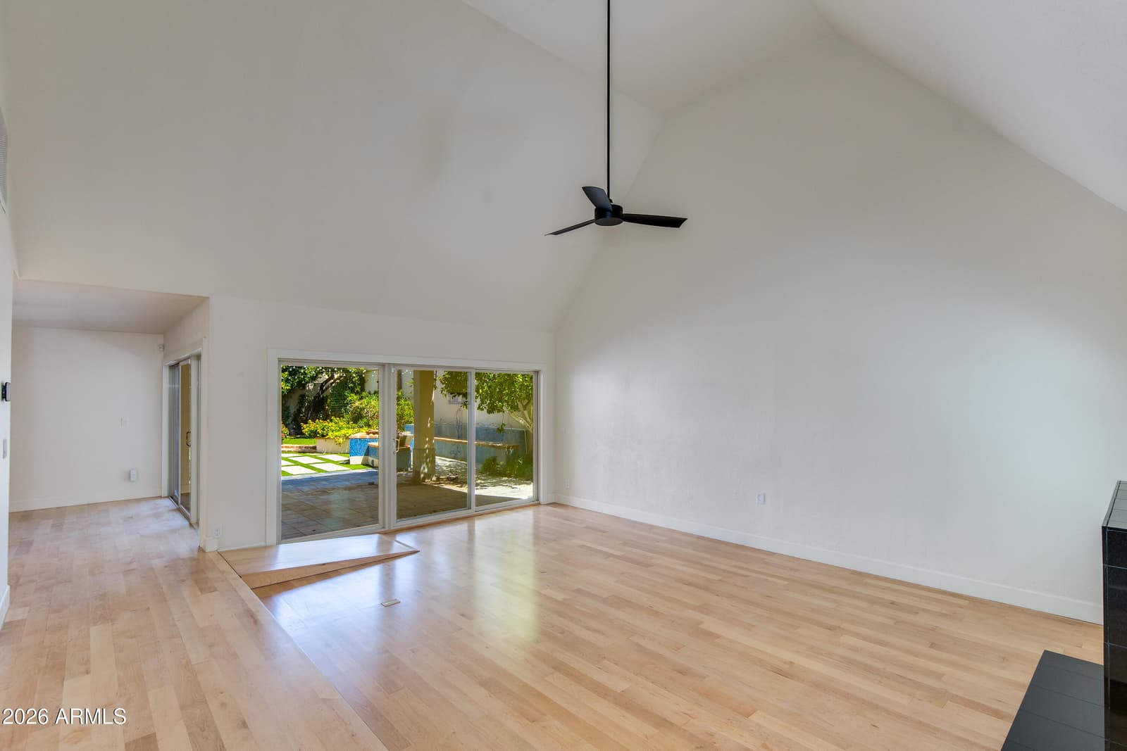 2522 E Oregon Avenue, Phoenix, AZ 85016 — photo 3 of 17