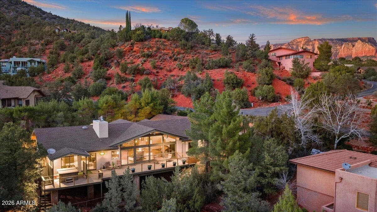 231 Palisades Drive N, Sedona, AZ 86336 — photo 3 of 41