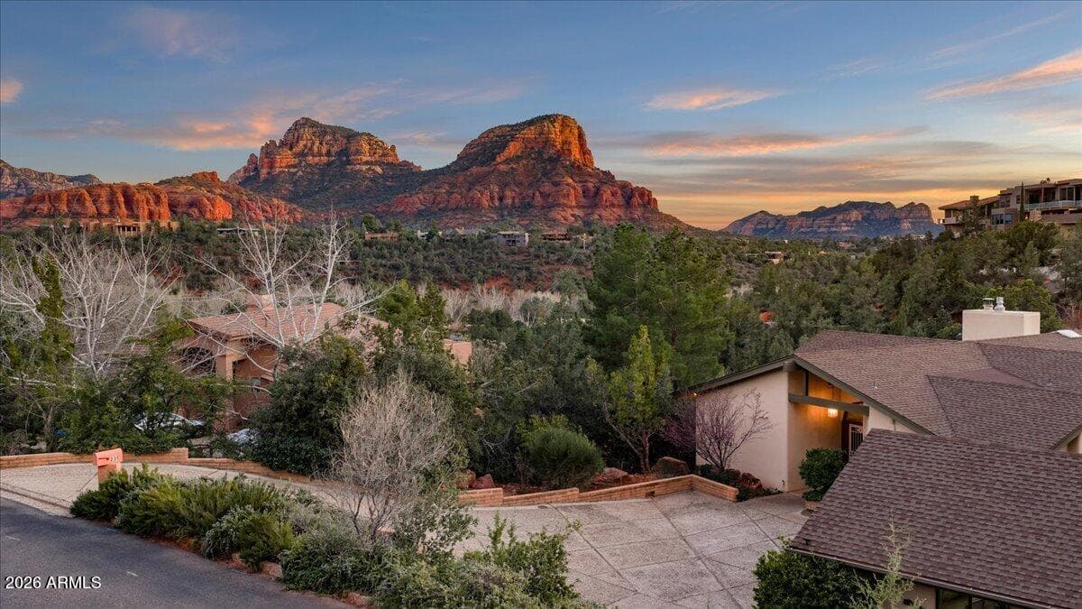 231 Palisades Drive N, Sedona, AZ 86336 — photo 25 of 41