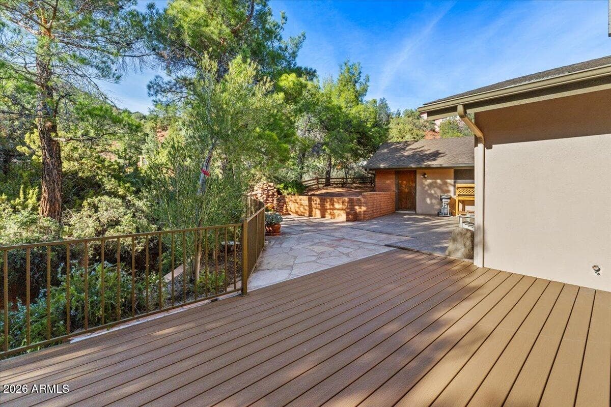 231 Palisades Drive N, Sedona, AZ 86336 — photo 33 of 41
