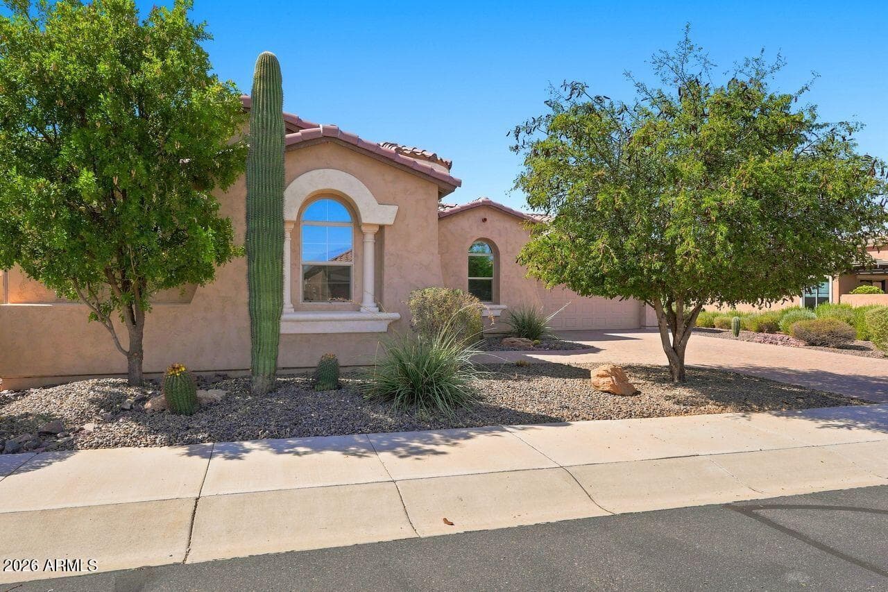 17735 W Redwood Lane, Goodyear, AZ 85338 — photo 3 of 86