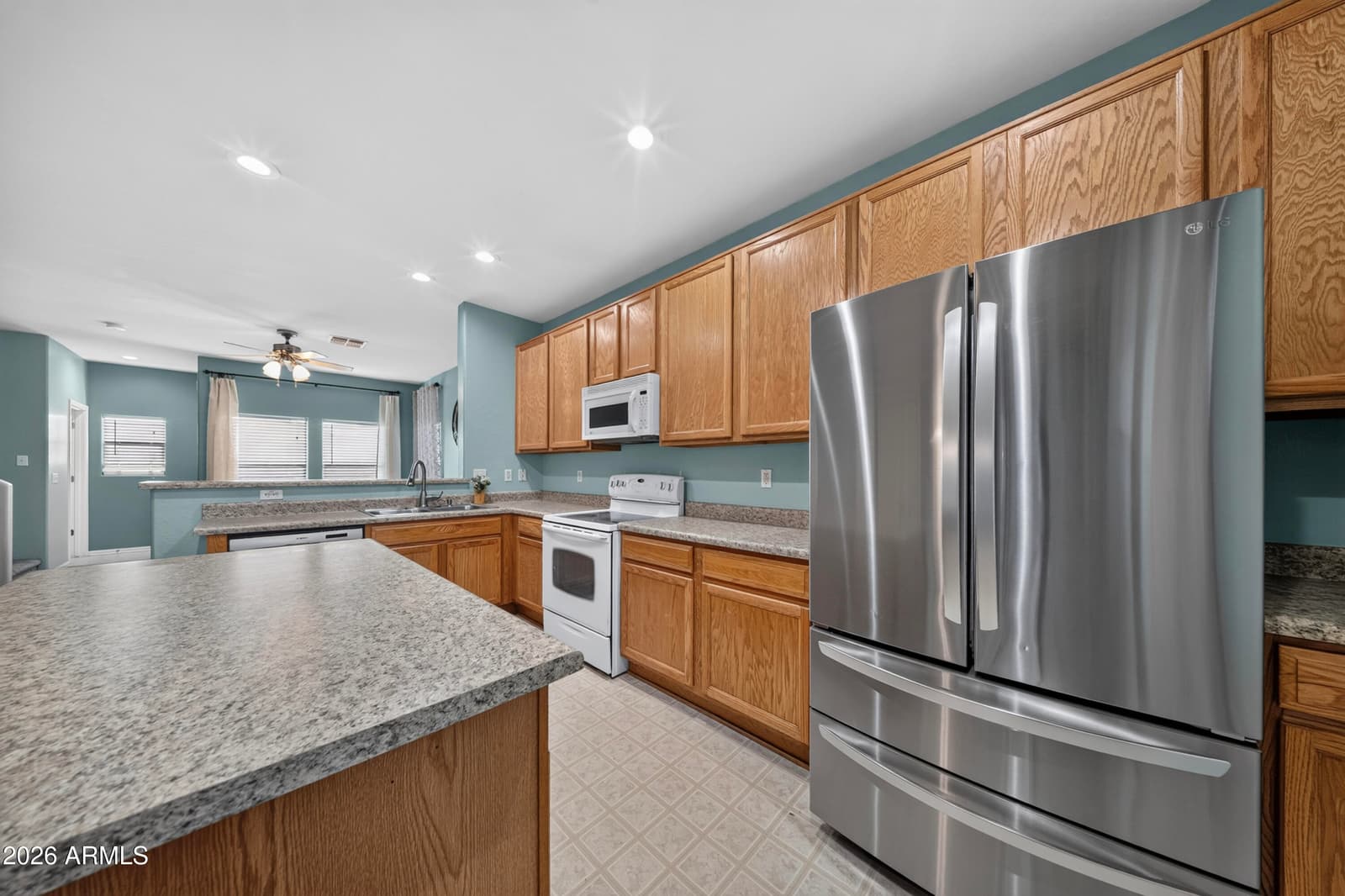 4931 N 109th Avenue, Phoenix, AZ 85037 — photo 8 of 34