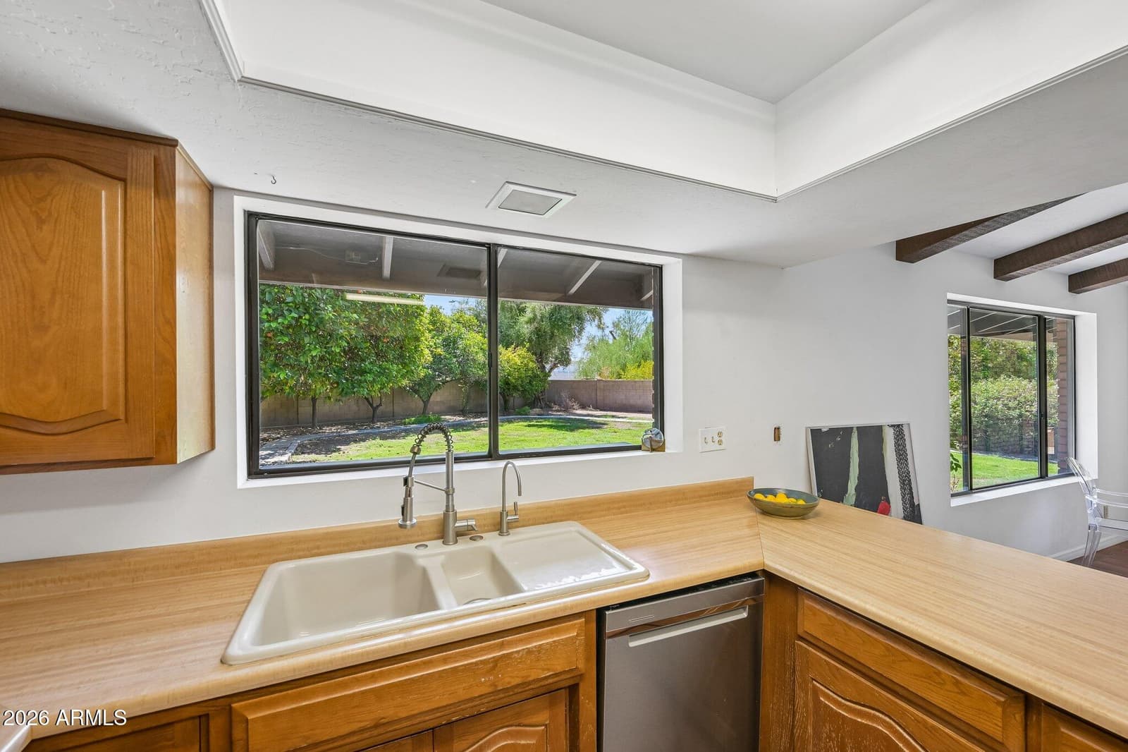 123 E Loma Vista Drive, Tempe, AZ 85282 — photo 10 of 33