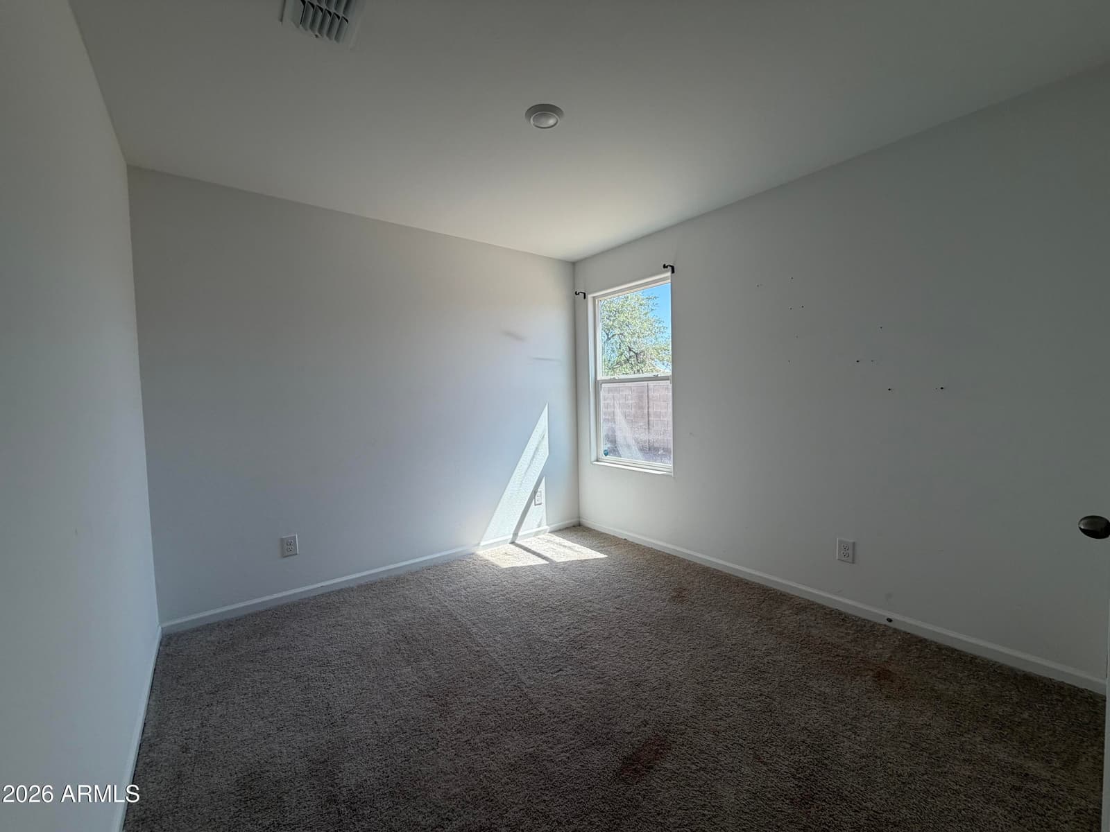 9864 W Arvada Drive, Arizona City, AZ 85123 — photo 7 of 33
