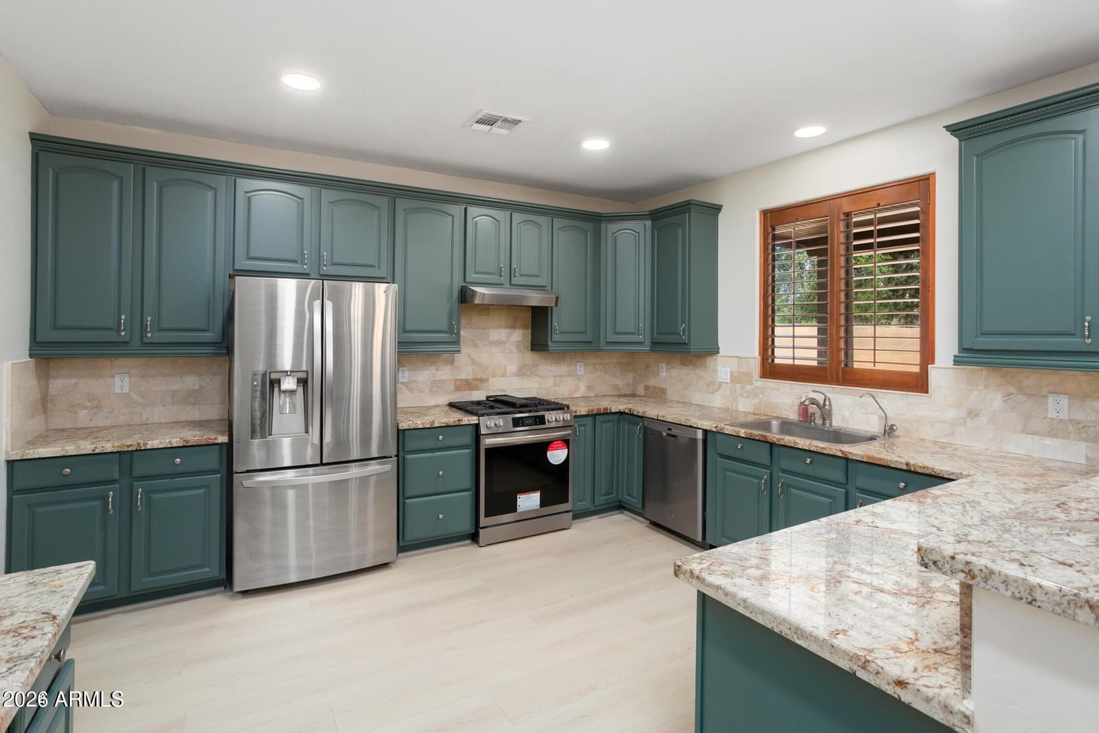 13636 W Mauna Loa Lane, Surprise, AZ 85379 — photo 2 of 5