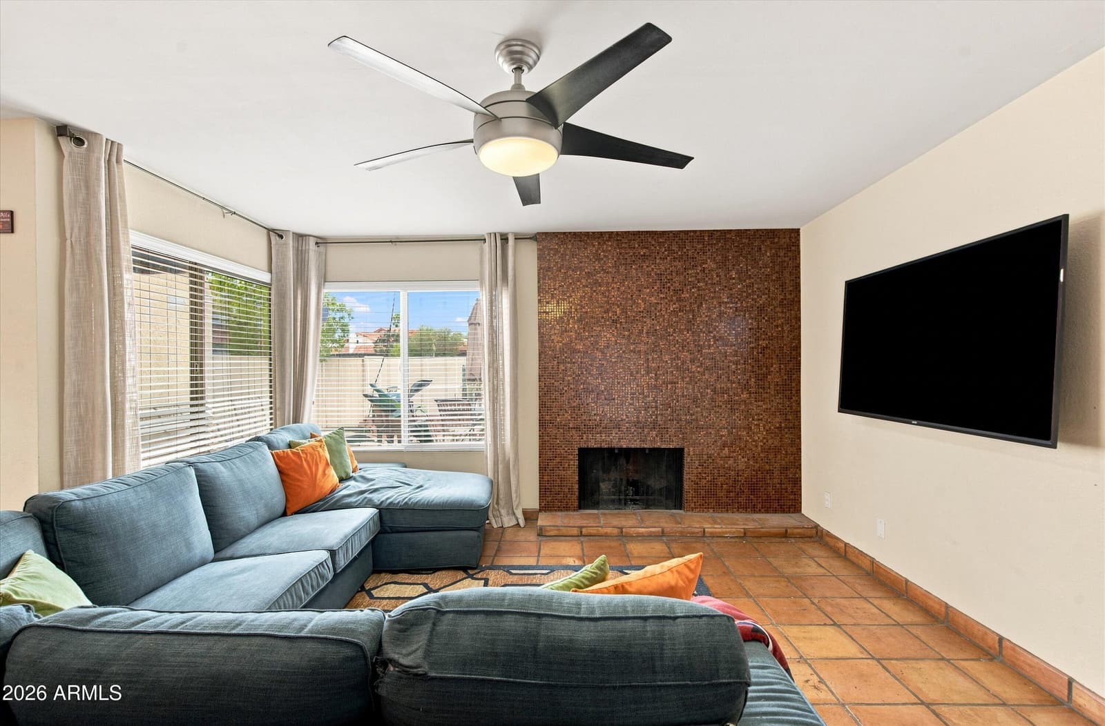 5210 E Saguaro Circle, Phoenix, AZ 85044 — photo 3 of 33