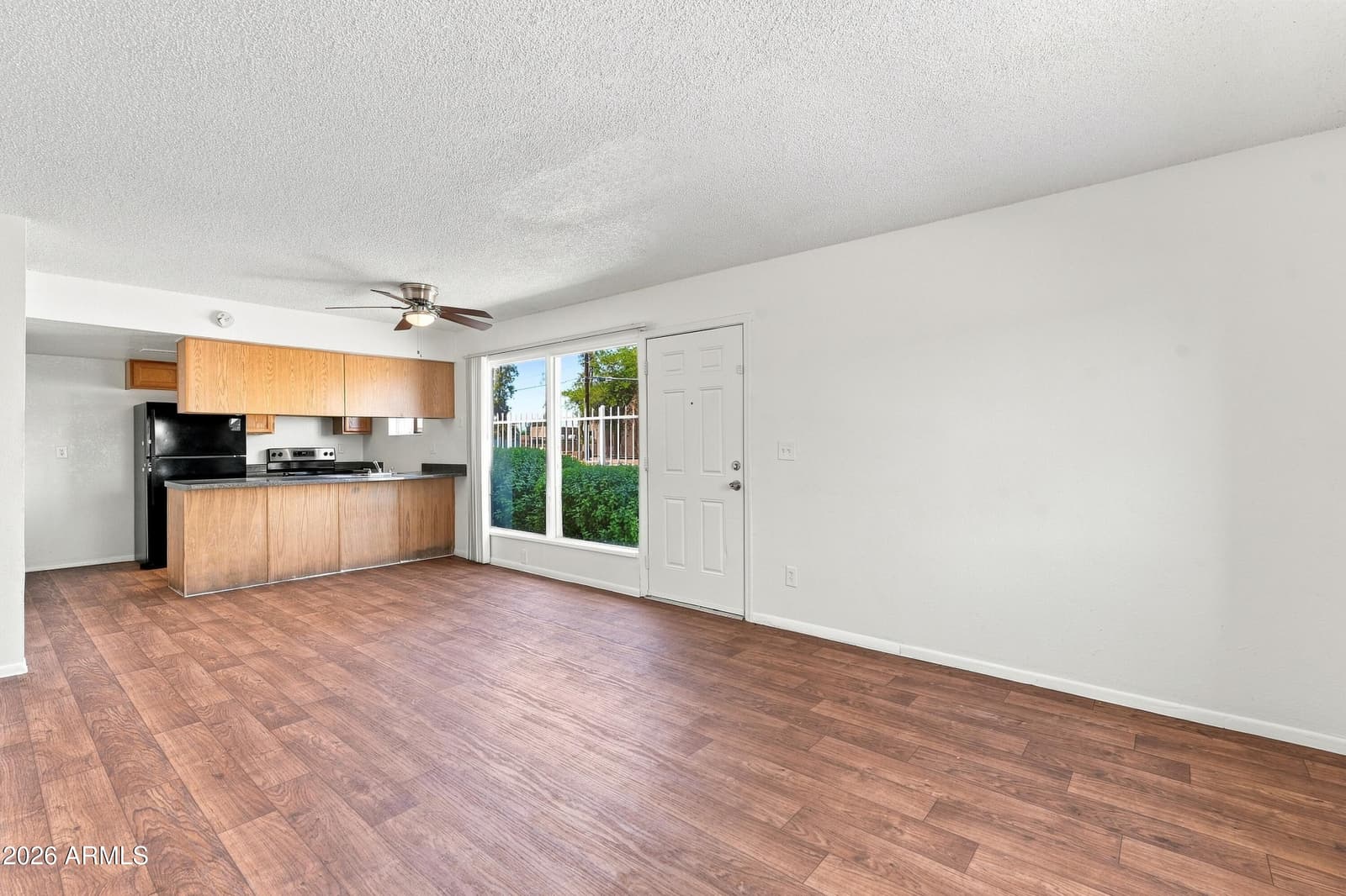 6649 N 27th Avenue, Phoenix, AZ 85017 — photo 4 of 19
