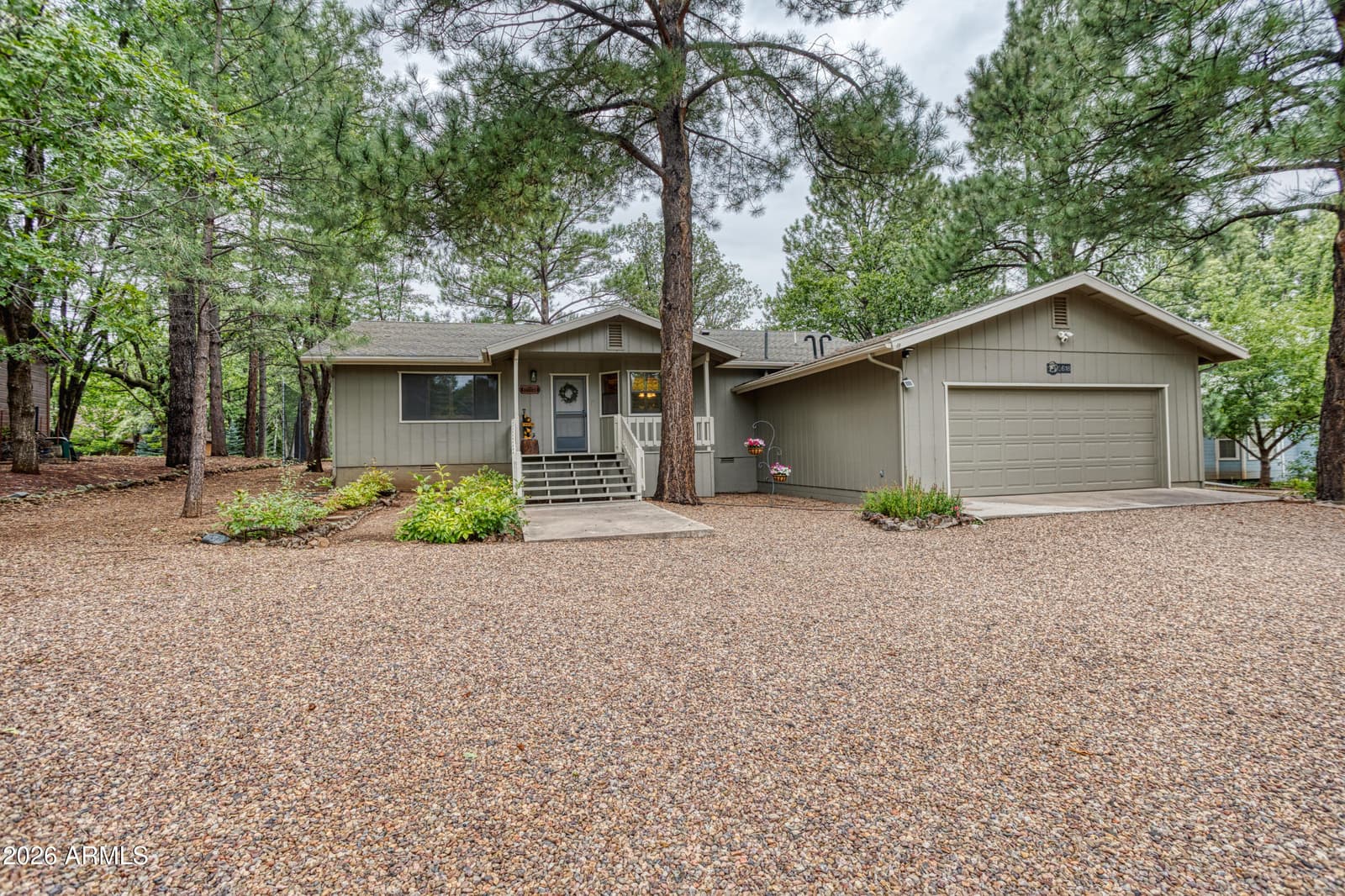 3618 Roaring Fork Drive, Pinetop, AZ 85935 — photo 1 of 40