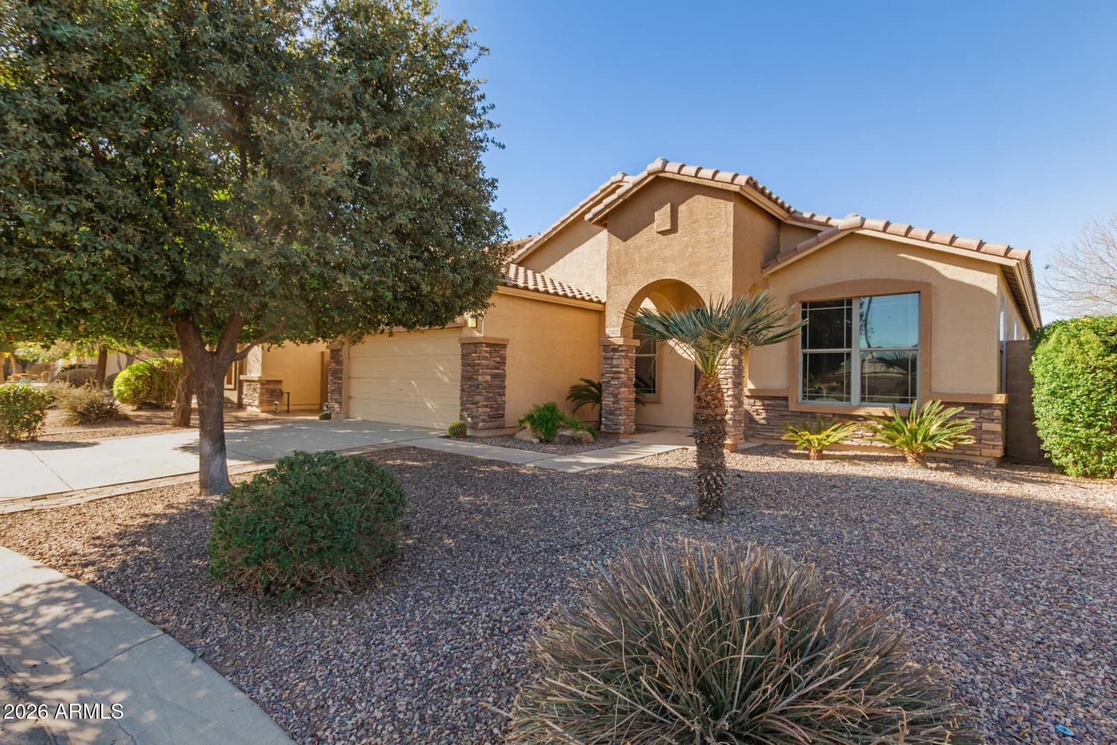 31032 N Obsidian Drive, San Tan Valley, AZ 85143 — photo 2 of 25