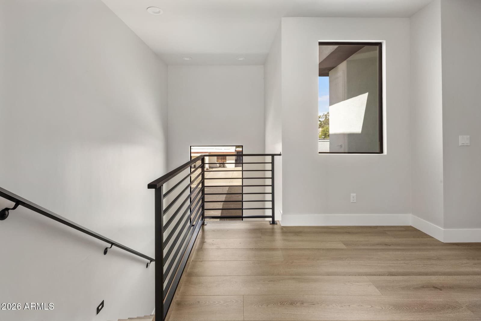 1307 E Orangewood Avenue, Phoenix, AZ 85020 — photo 15 of 38