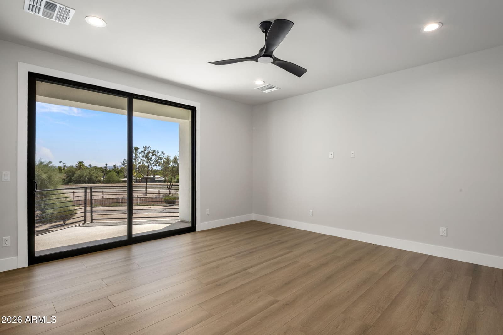 1307 E Orangewood Avenue, Phoenix, AZ 85020 — photo 20 of 38