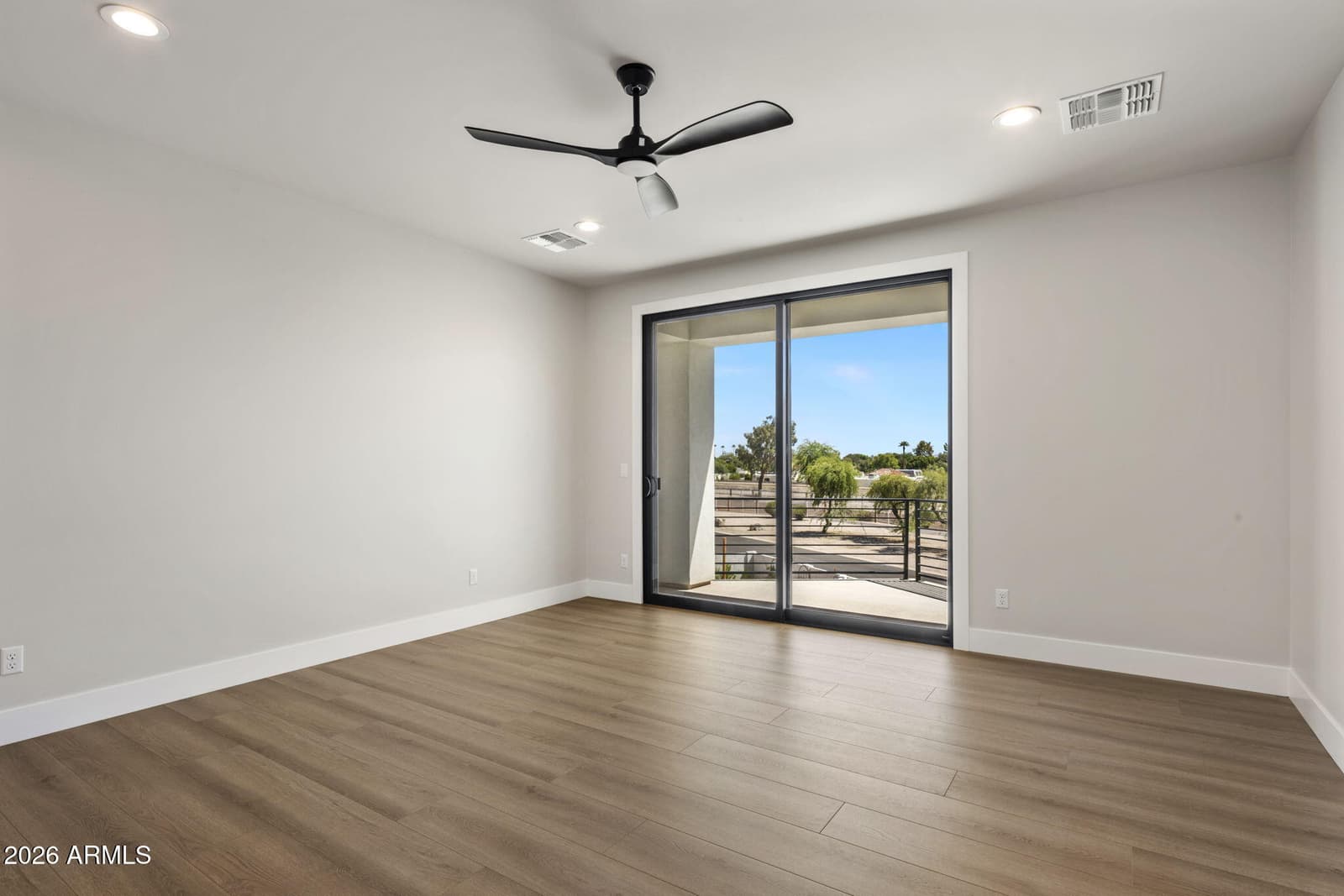 1307 E Orangewood Avenue, Phoenix, AZ 85020 — photo 21 of 38