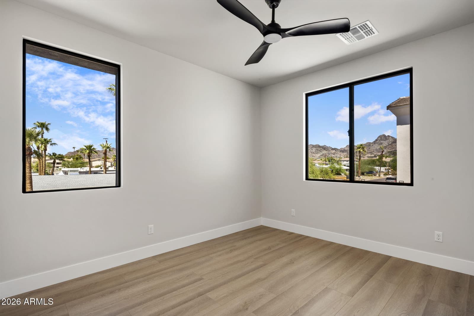 1307 E Orangewood Avenue, Phoenix, AZ 85020 — photo 25 of 38
