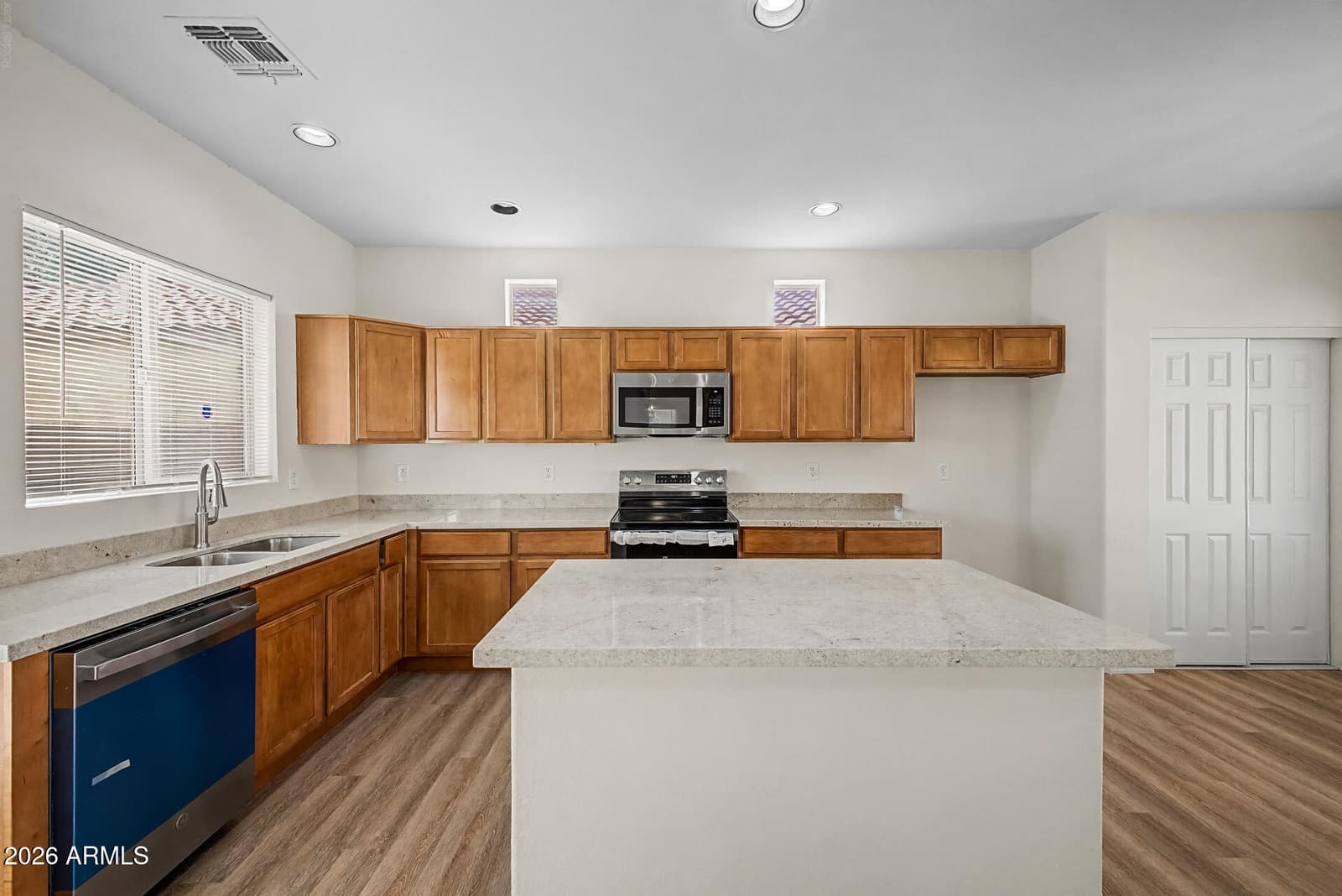 9446 W Berkeley Road, Phoenix, AZ 85037 — photo 3 of 36