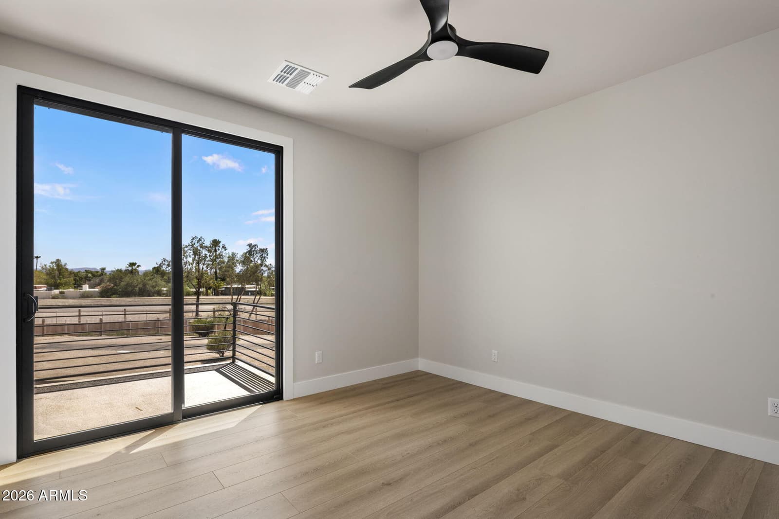 1307 E Orangewood Avenue, Phoenix, AZ 85020 — photo 33 of 38