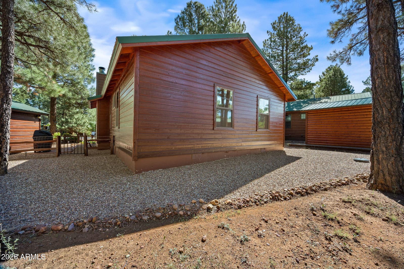 2701 Palomino Trail, Overgaard, AZ 85933 — photo 25 of 36