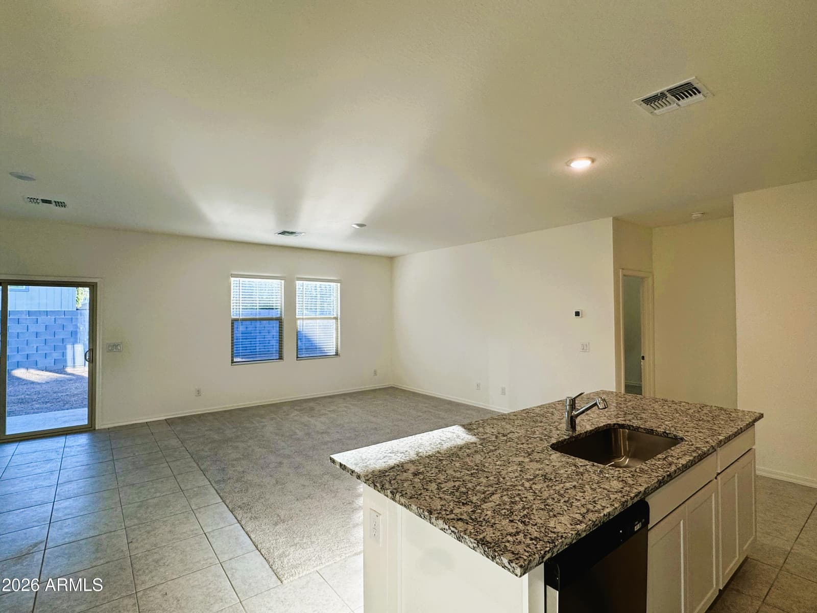10219 W Devonshire Avenue, Phoenix, AZ 85037 — photo 2 of 8