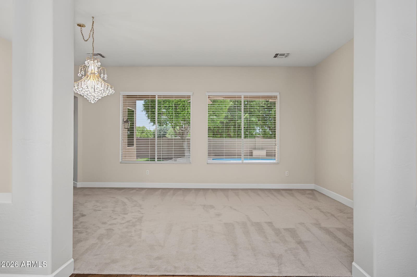 1334 N Constellation Way, Gilbert, AZ 85234 — photo 5 of 38